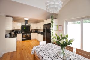 Kitchen - click for photo gallery